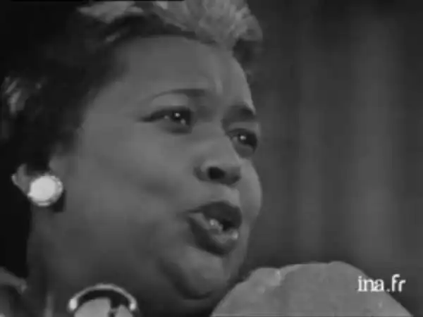 Clara Ward - We shall be changed